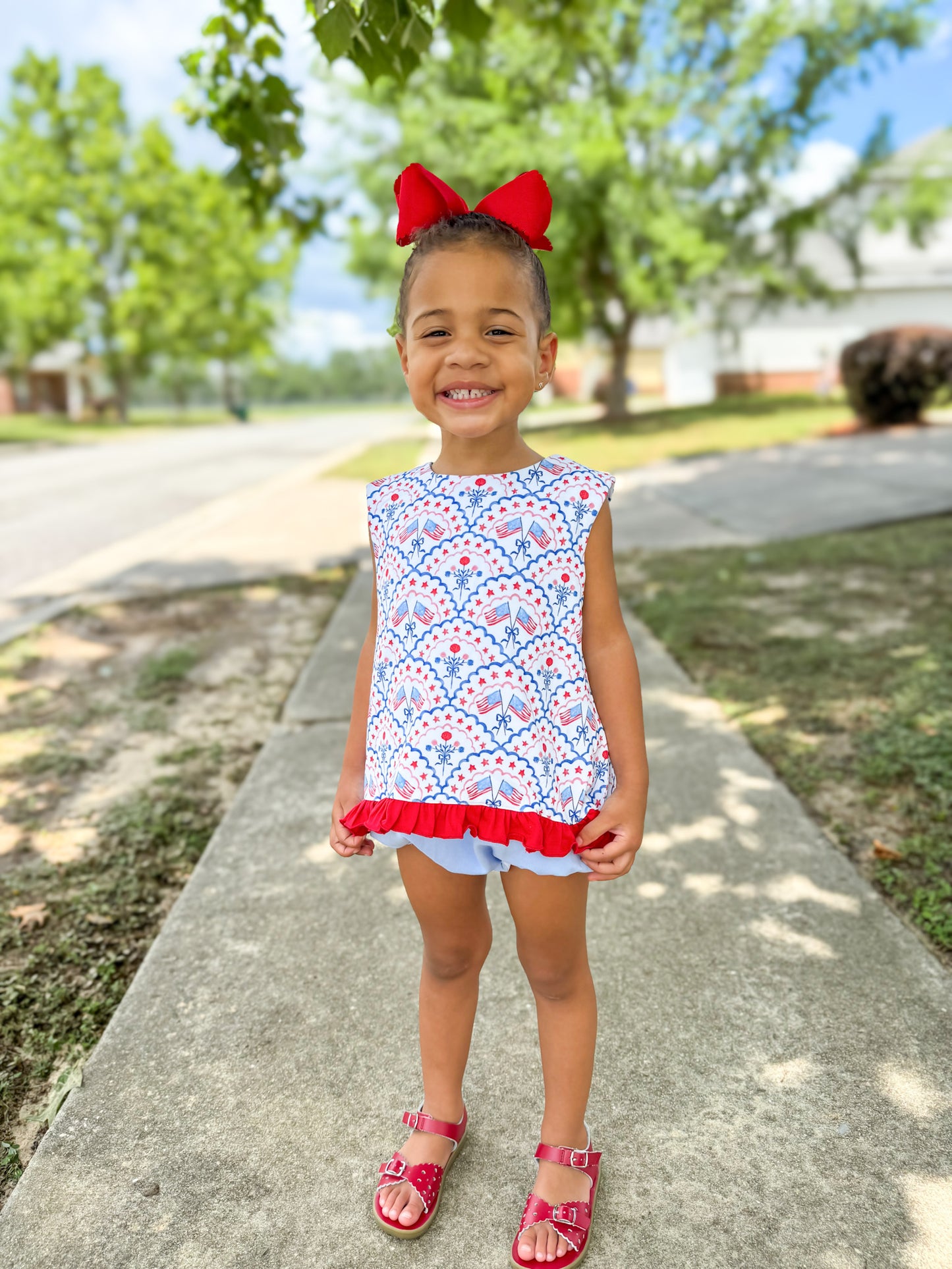 RTS - Grandmillennial Flags Girl Bubble