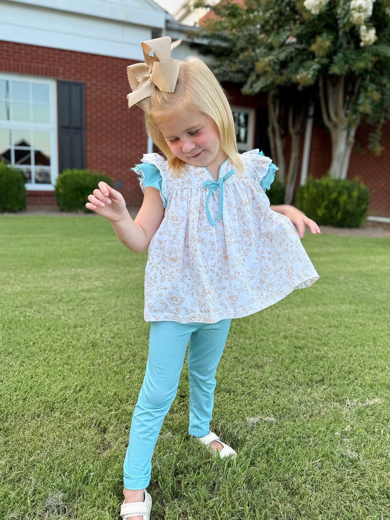 RTS - Fall Pt 1 Girls Only - Debut Floral Girl Pant Set