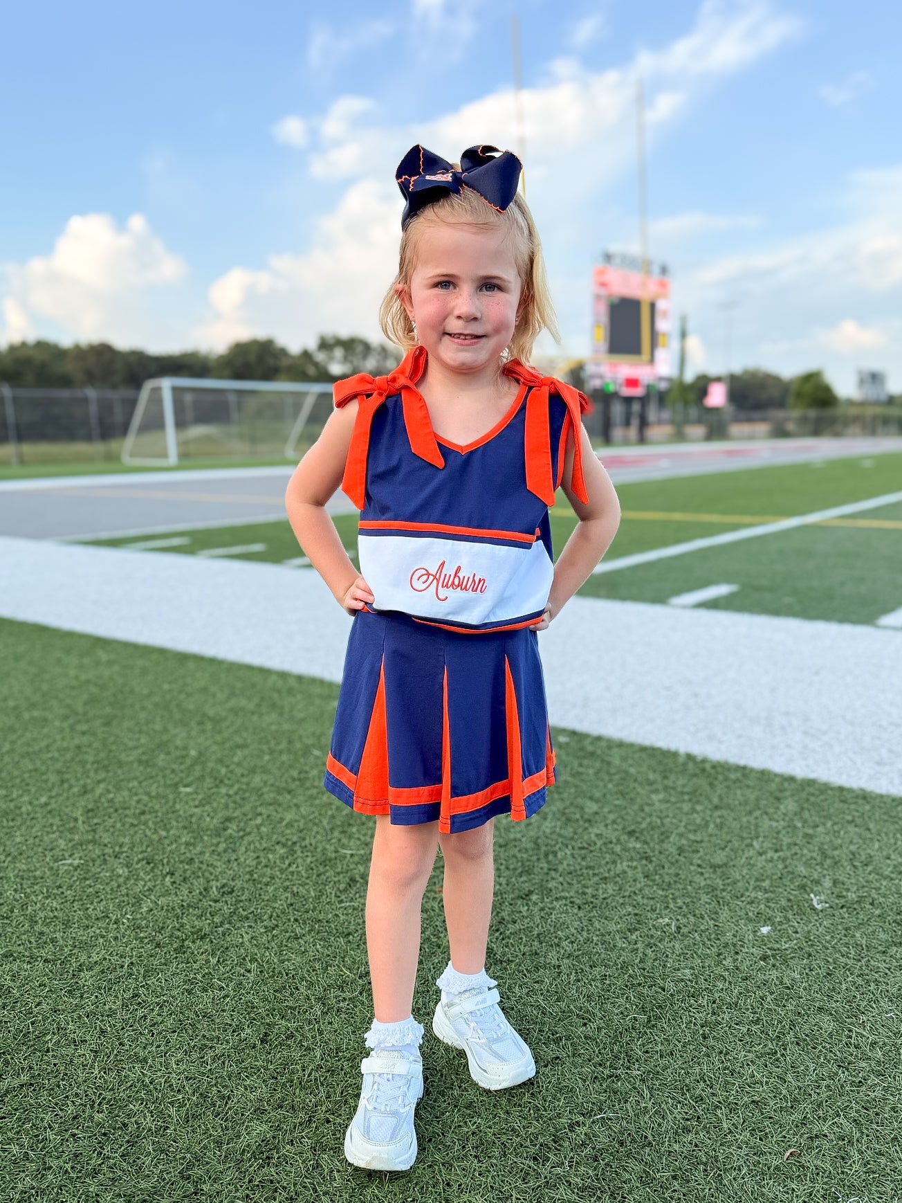 RTS - COLLEGIATE - Sideline Spirit Cheer Sets - Orange/Navy. Monogrammed - “AUBURN TIGERS”