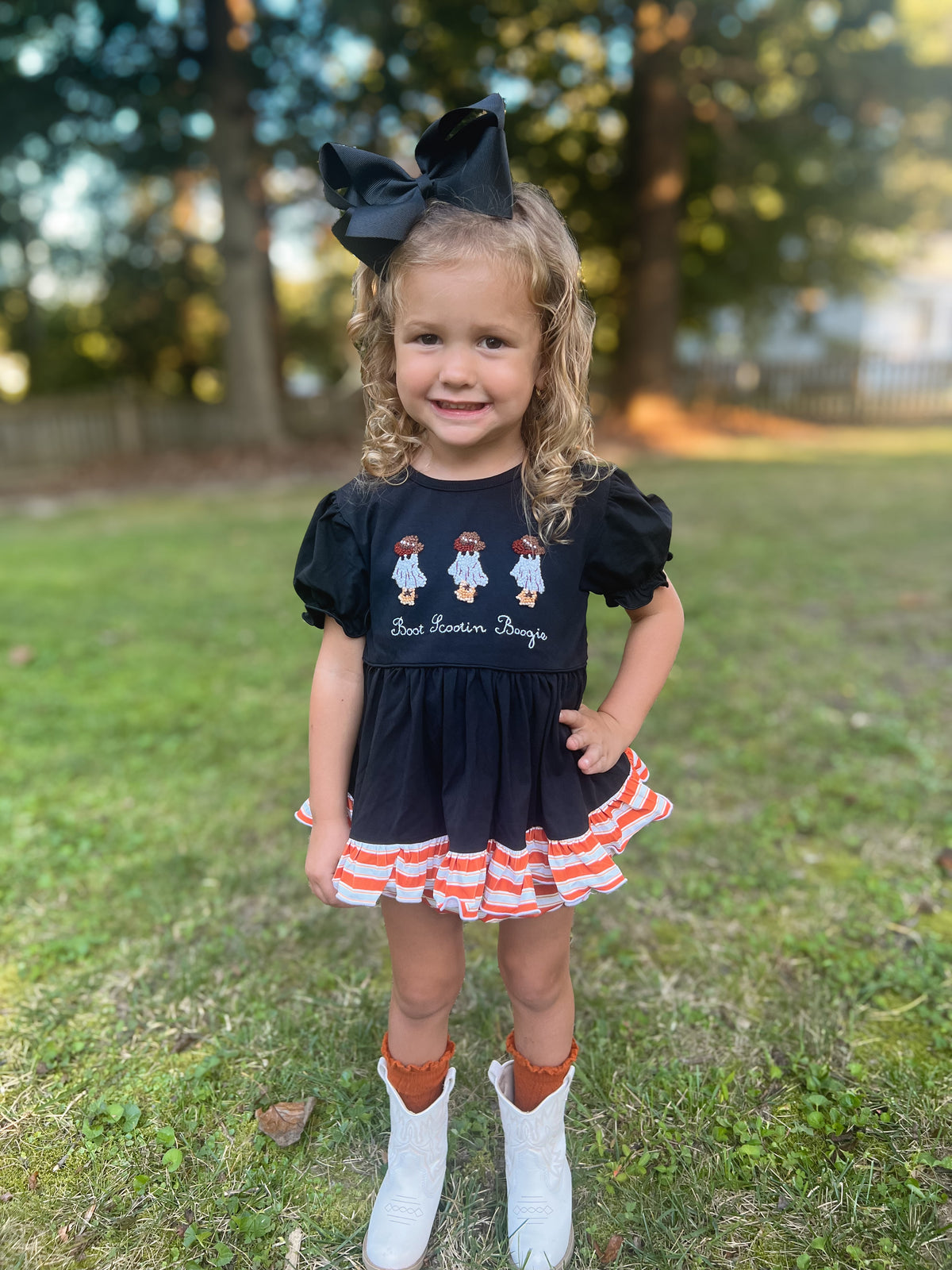 RTS - PUMPKINS & HALLOWEEN - Boot Scootin’ Boogie Girl Diaper Set