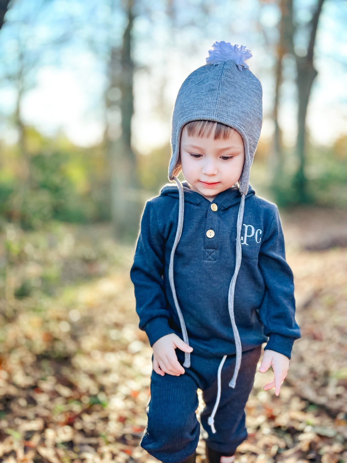 PREORDER 58: WINTER RERUNS - Sweater Jogger Set - Navy