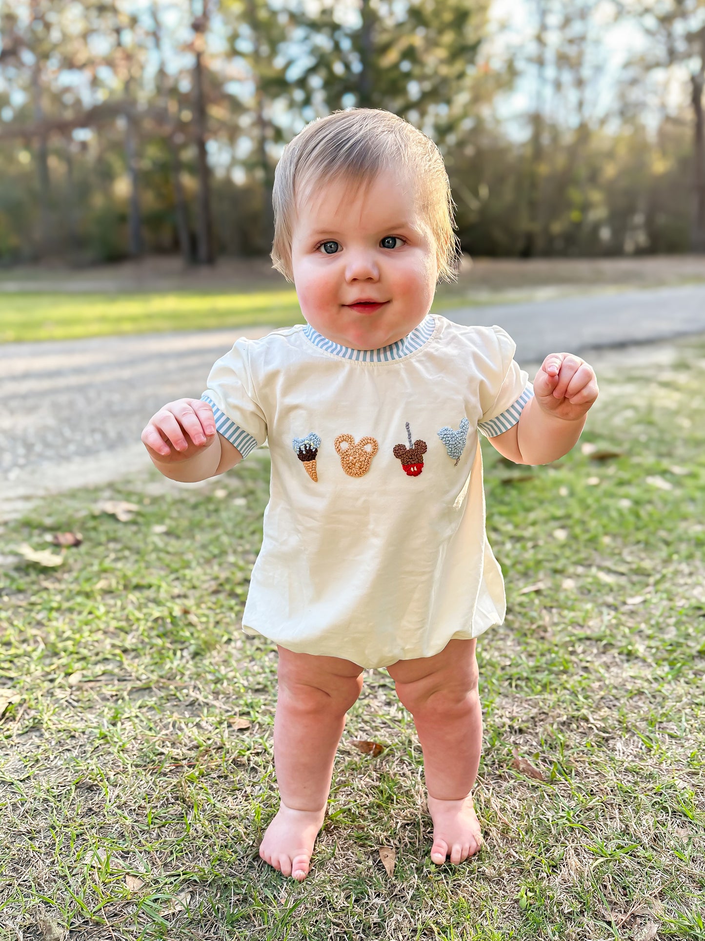 EXTRAS PRESALE - Magical Snacks Boy Bubble