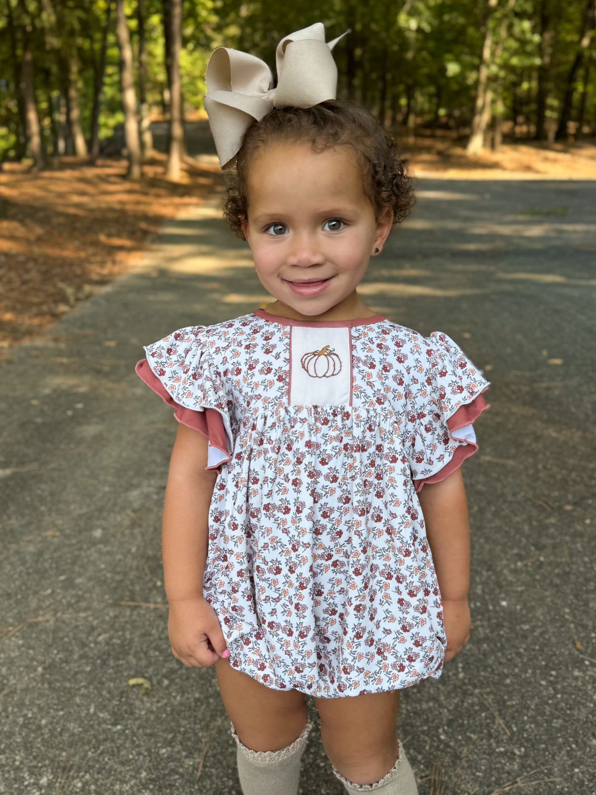 RTS - PUMPKINS & HALLOWEEN - Pumpkins & Halloween Girls Only - Flutter Sleeve Pumpkin Girl Bubble