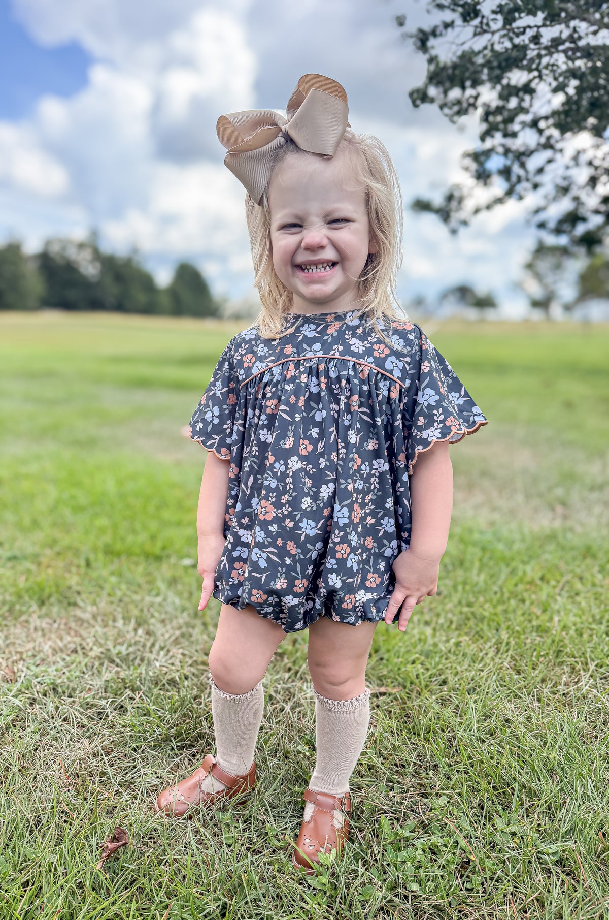 RTS - AUTUMN BASICS - Autumn Woodland Girl Bubble